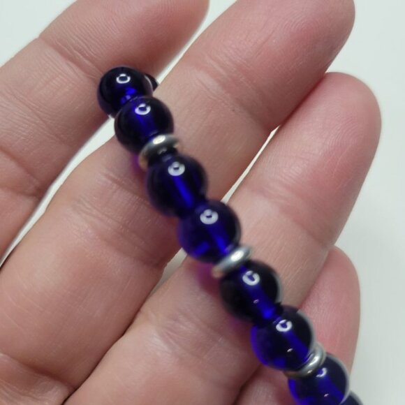 NWT Mens Translucent Cobalt Blue Glass Bead Stretch Bracelet With Heishi Spacers - Picture 4 of 9